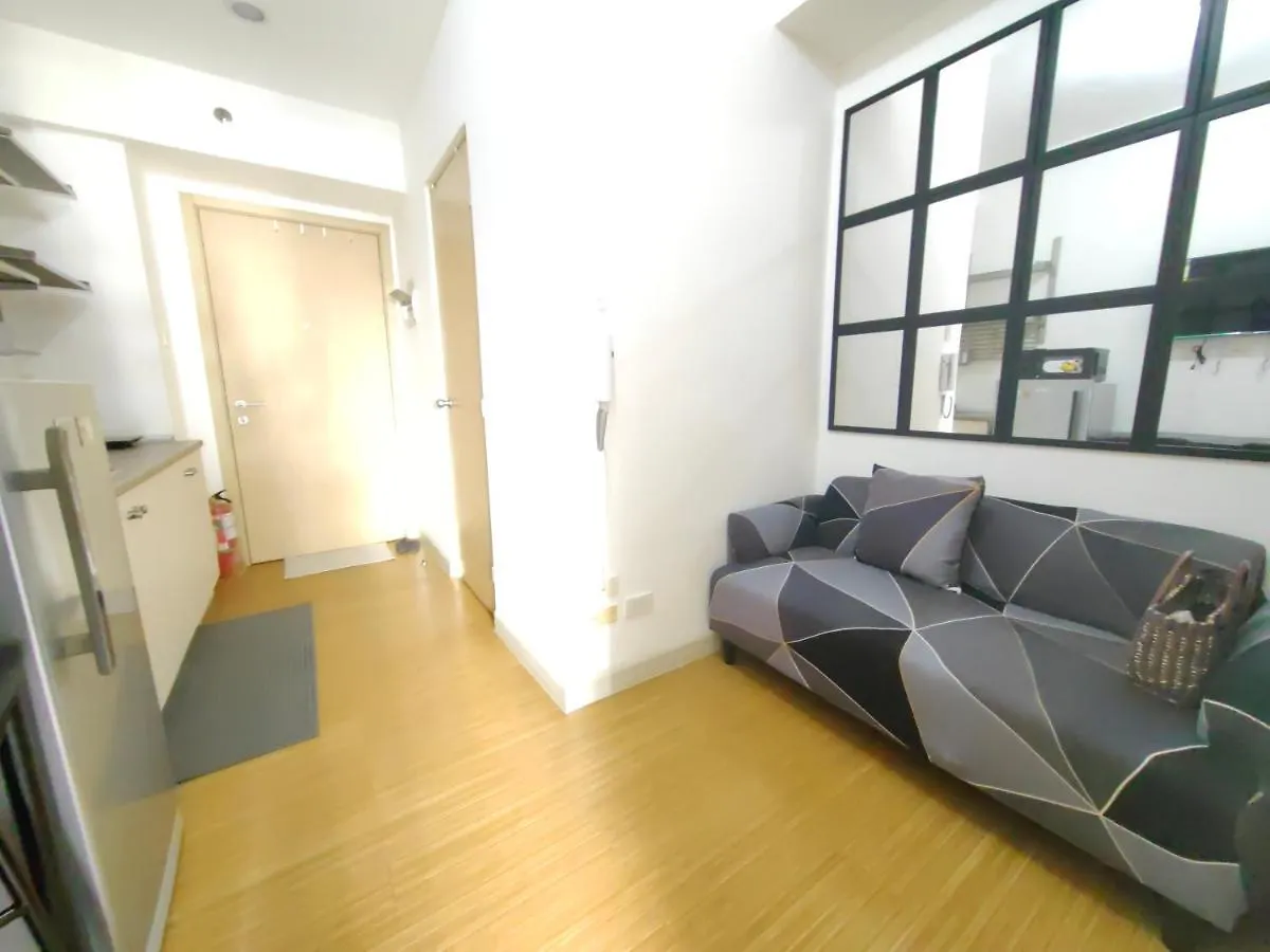 Crib'S Nr.Bgc Apartment Manila