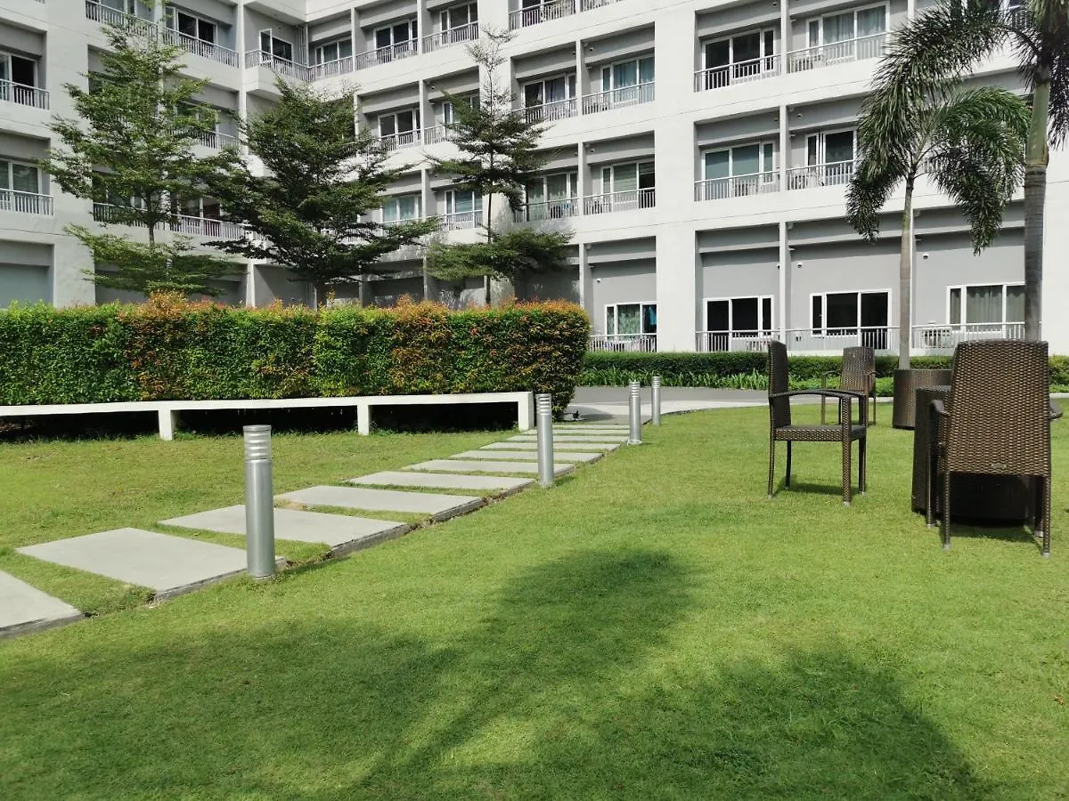 Crib'S Nr.Bgc Apartment Manila 0*,  Philippines