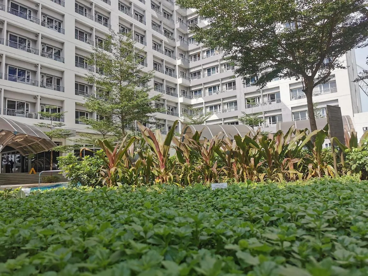 Crib'S Nr.Bgc Apartment Manila